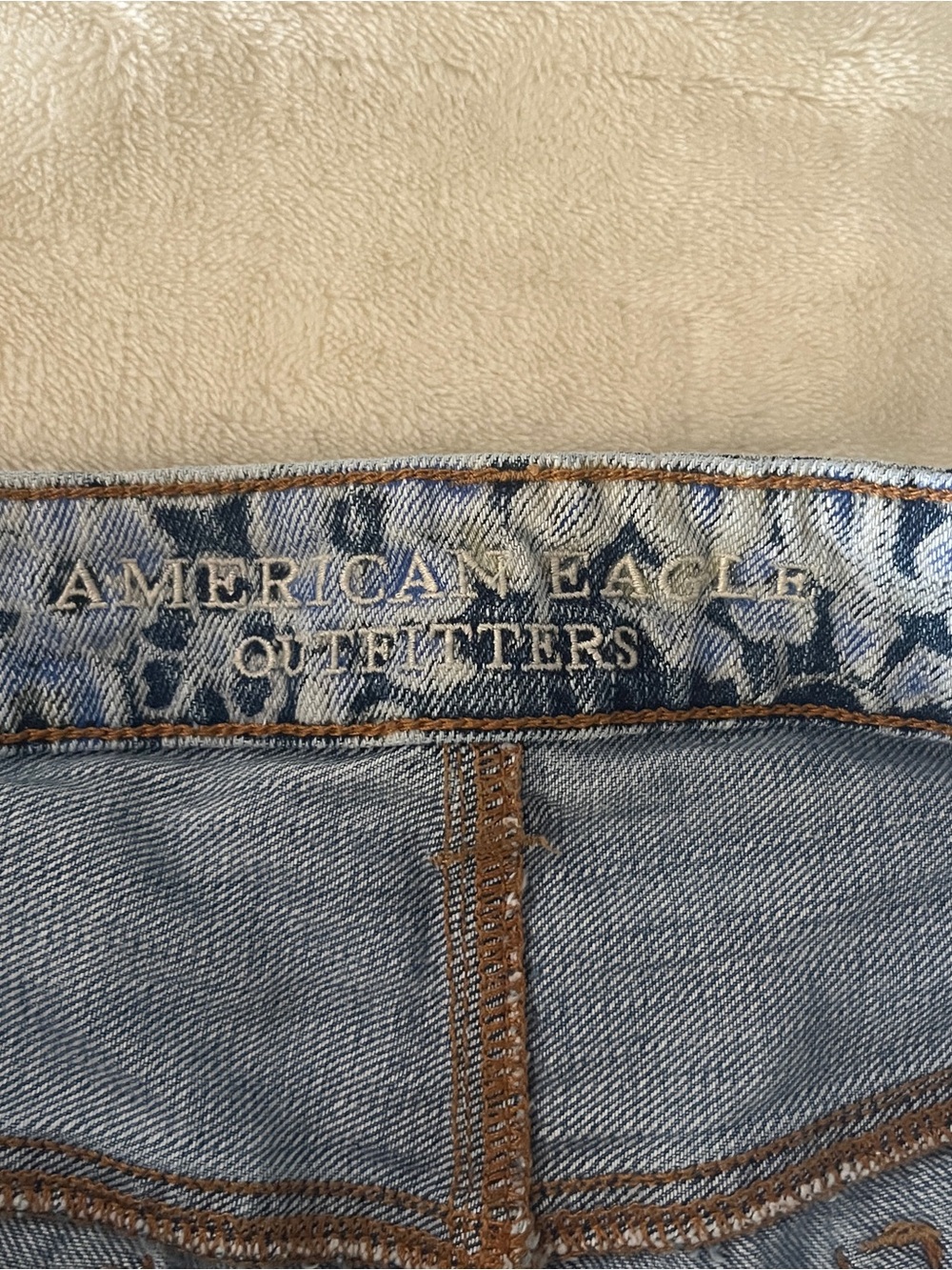 American Eagle Outfitters Shorts - Picture 3 of 4